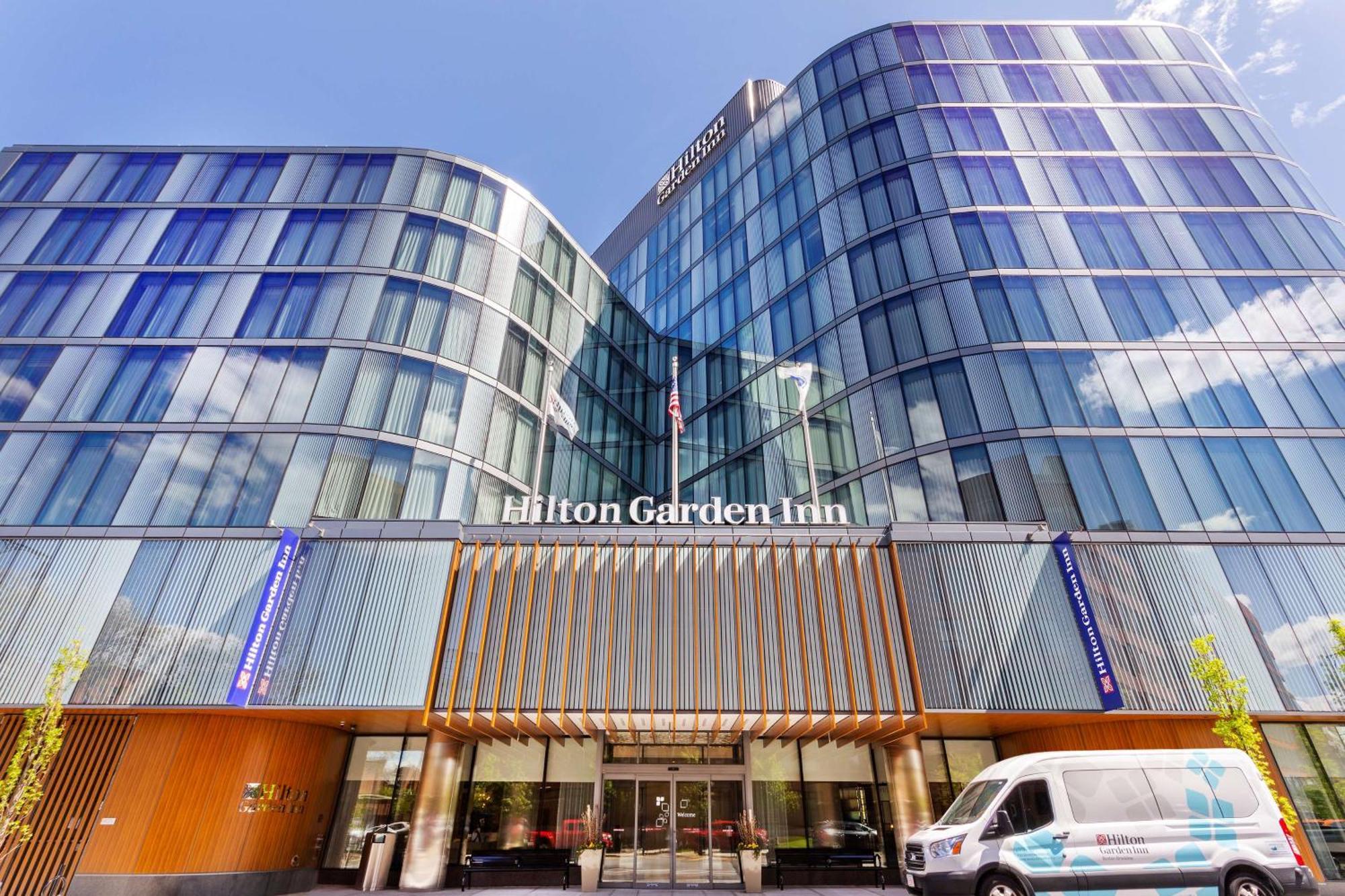 Hilton Garden Inn Boston Brookline, Ma Esterno foto